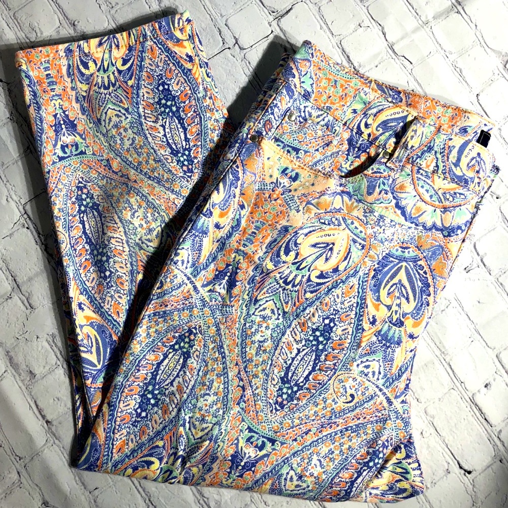EUC! Charter Club Paisley Pastel Capris Size 12P